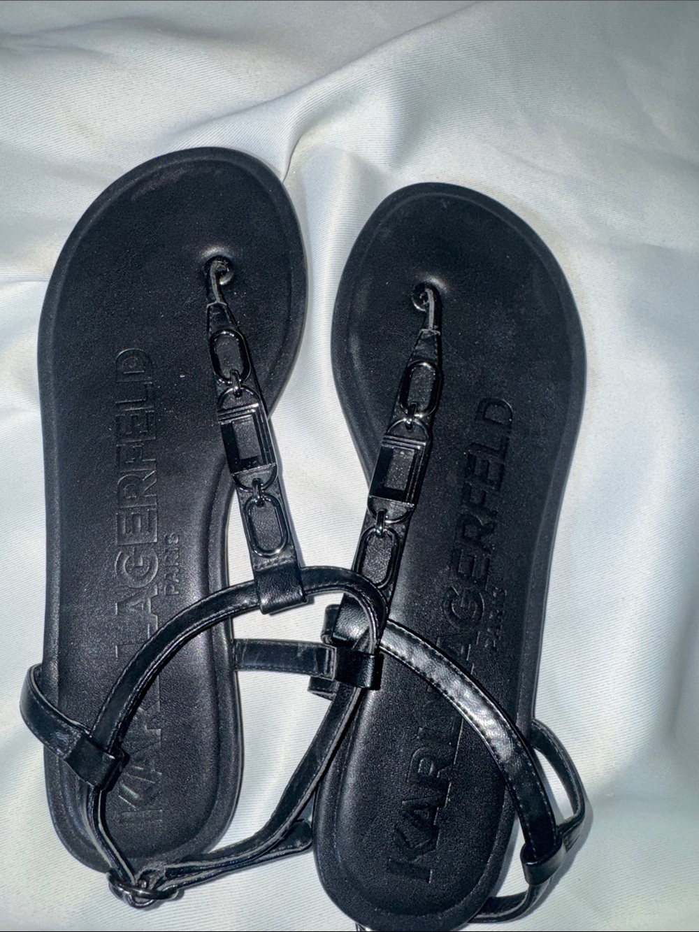 Karl Lagerfeld Black Chain-Link Thong Sandals